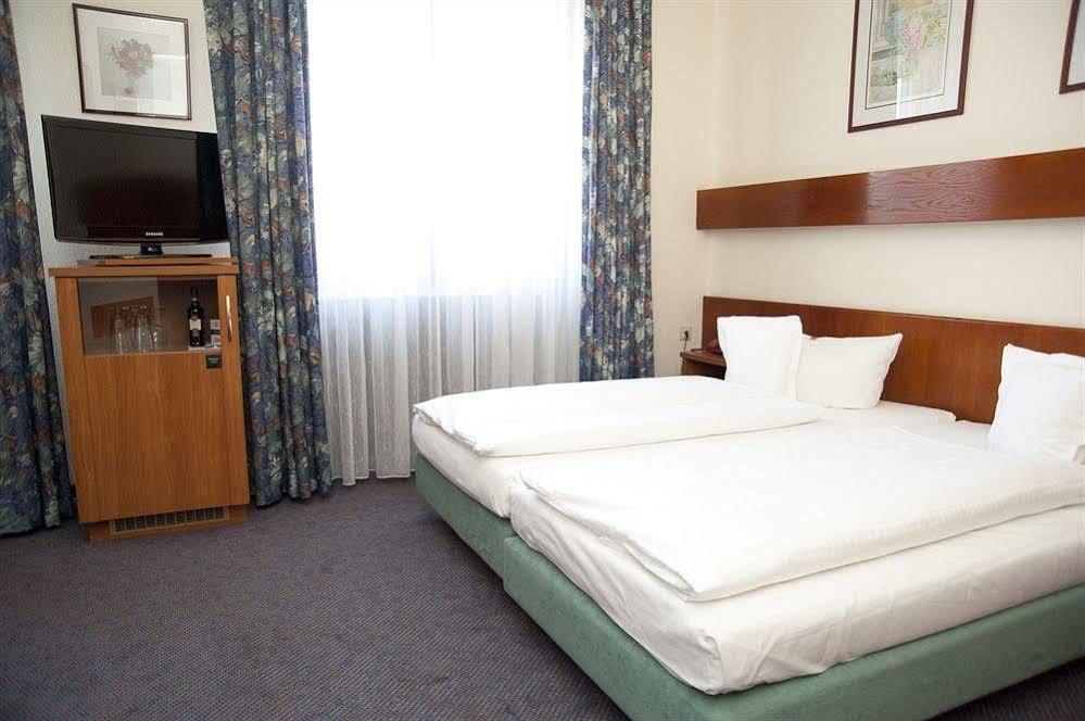 Hotel Doria à Düsseldorf Extérieur photo