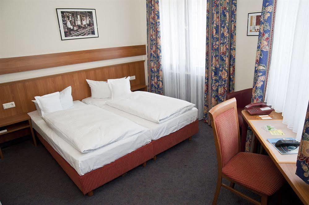 Hotel Doria à Düsseldorf Extérieur photo