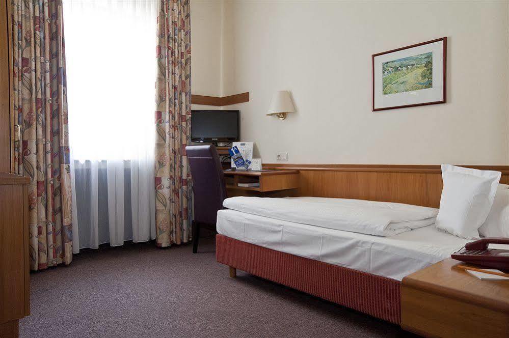 Hotel Doria à Düsseldorf Extérieur photo